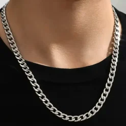 Brize halskæde i rustfri stål.