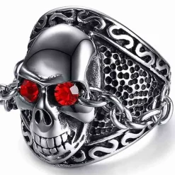 Chain skull ring