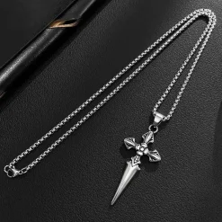 Crucifix halssmykke med kæde 70cm