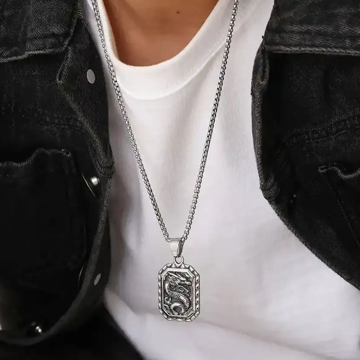 Drage Dogtag i rustfri stål.