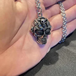 Face Of Skull - halssmykke med kæde