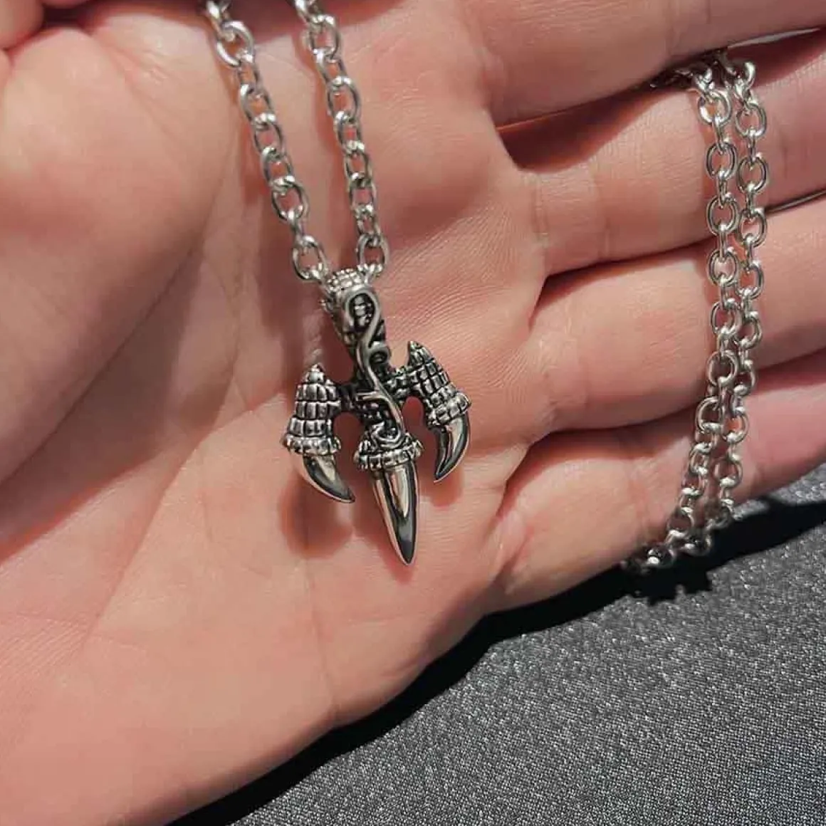 Halskæde "Trident claws"