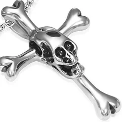 Halssmykke i skull design og rustfrit stål.