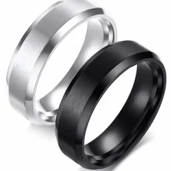 Hew Forlovelsesring sort eller blank stål