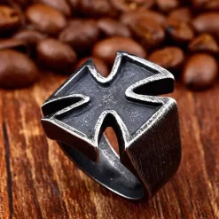 Iron Cross herrering i blackcoat stål