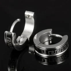 Mazer ørering i ædelstål.