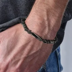 Mørkt rustfri stålarmbånd Adient