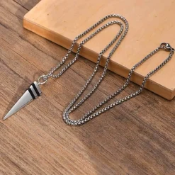 Pale halssmykke i ædelstål