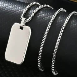 Planc halskæden i blank rustfri stål.