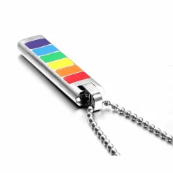 Stick Gpride halssmykke i stål.