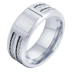 Stålwire designring i rustfri stål.