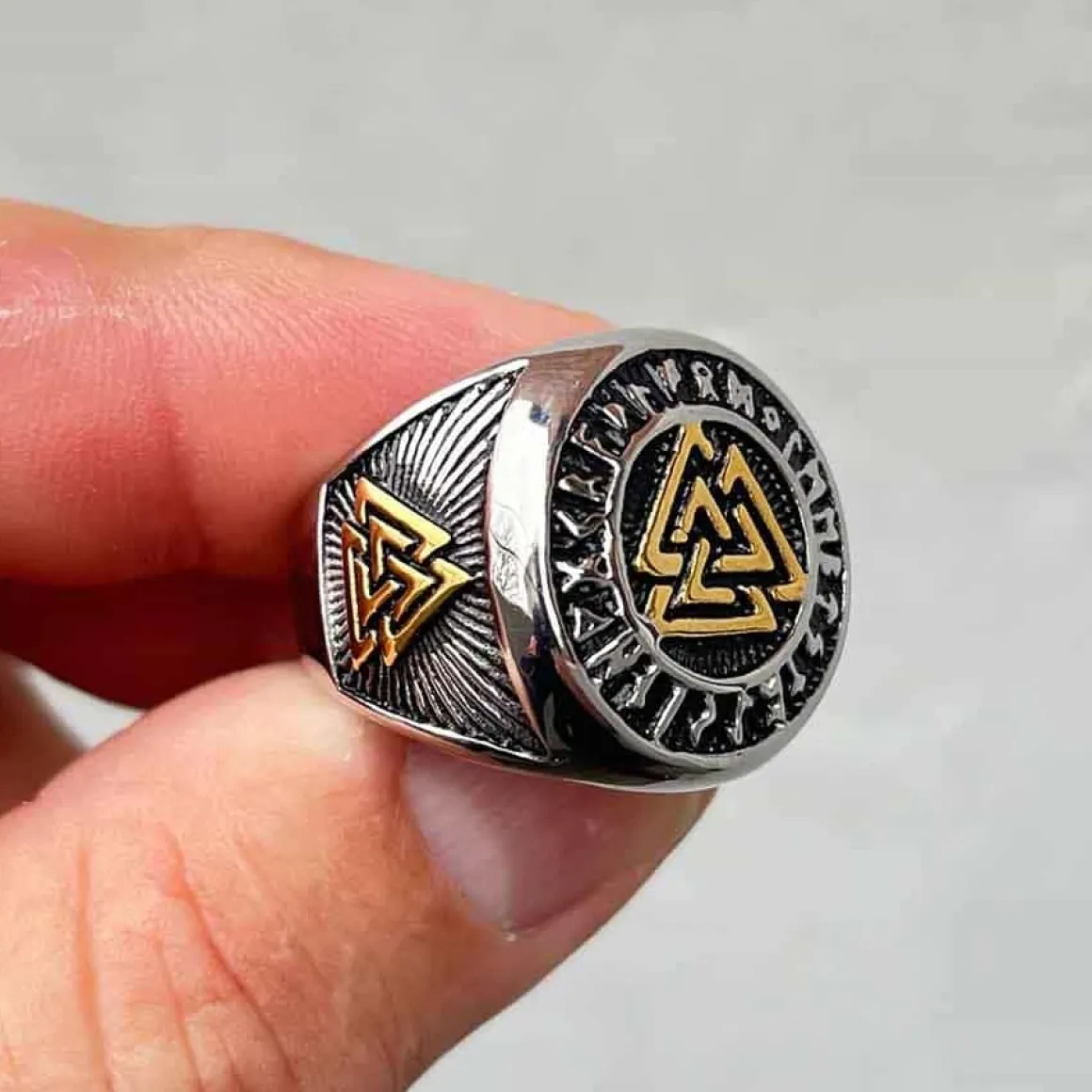 Triangle herrering i stål